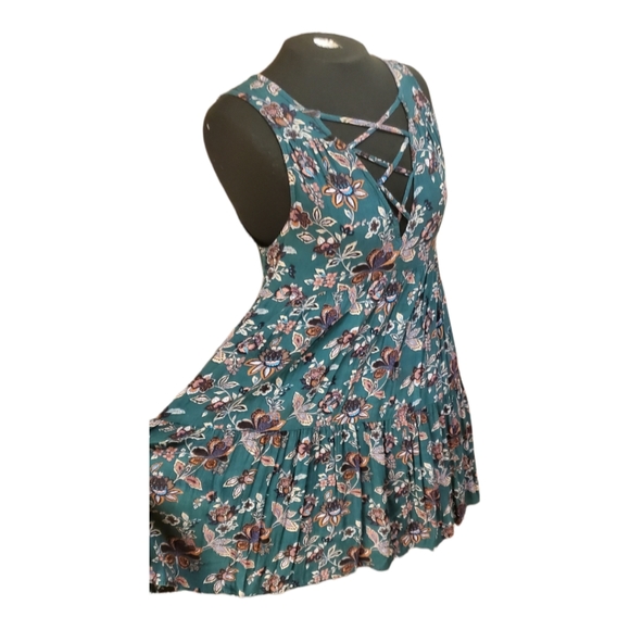 SUMMER DRESS, SIZE S GREEN FLORAL  ADORABLE - Picture 2 of 8